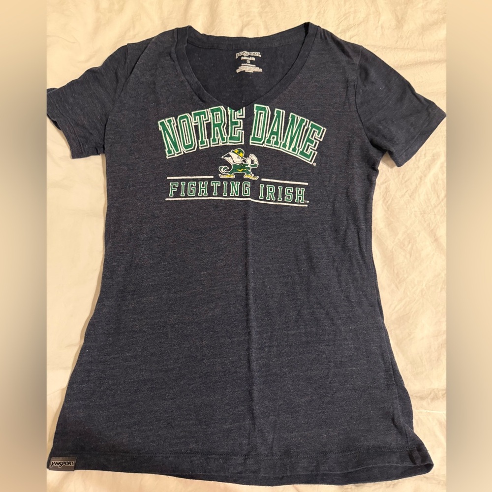 Jansport Notre Dame Fighting Irish V-Neck - Small